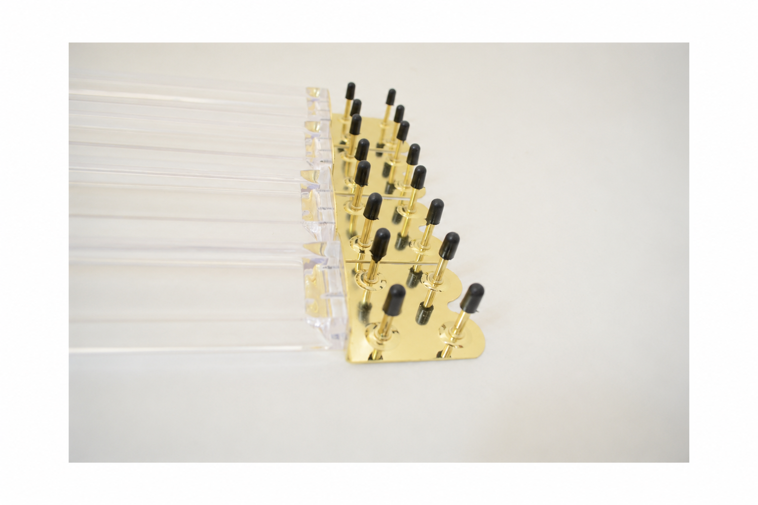 Clear Acrylic American Mahjong Racks with Money Holders – Set of 4, 18-Inch